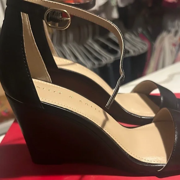 Kelly & Katie Black Wedge Sandals - Picture 3 of 7